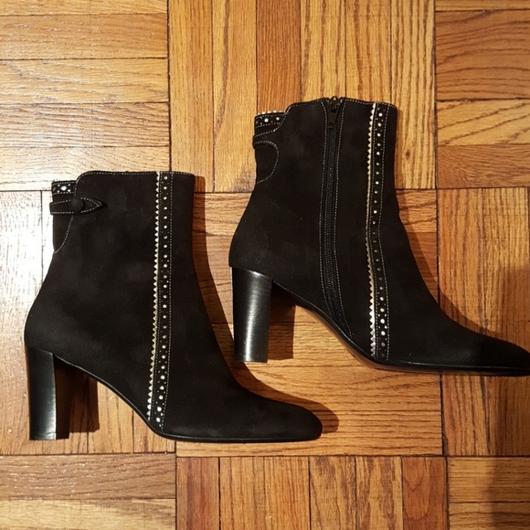 New w/o tags Black suede booties w/silver trim -38 - Picture 1 of 8