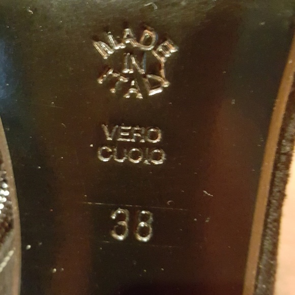 New w/o tags Black suede booties w/silver trim -38 - Picture 5 of 8