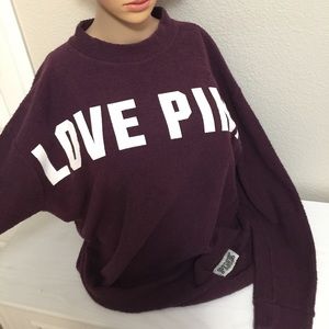 Maroon sweater