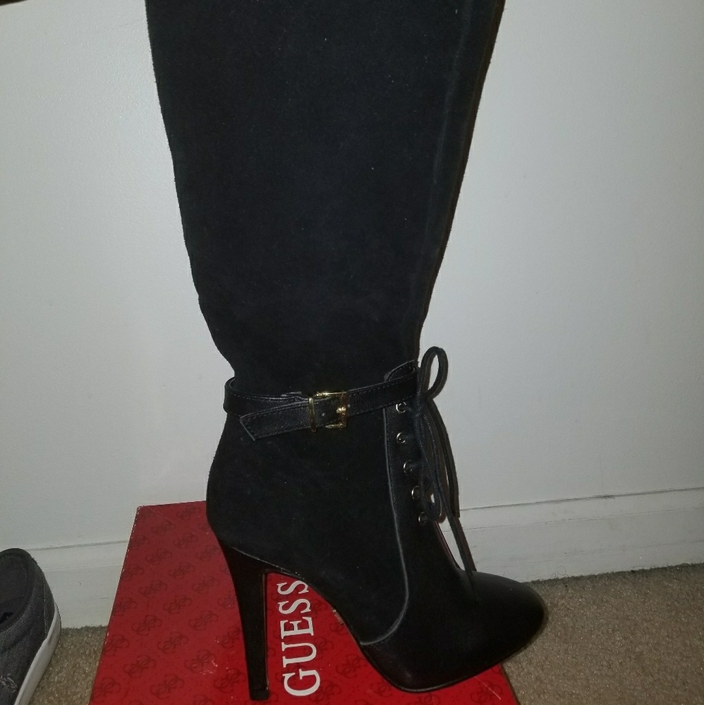 Black boot