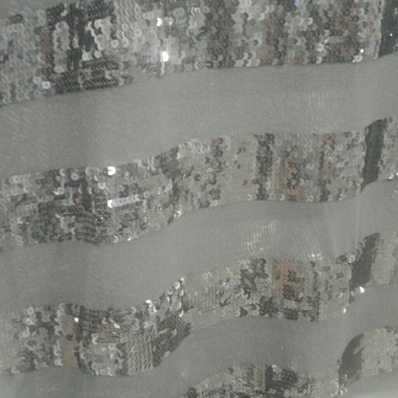 Top - Picture 2 of 3