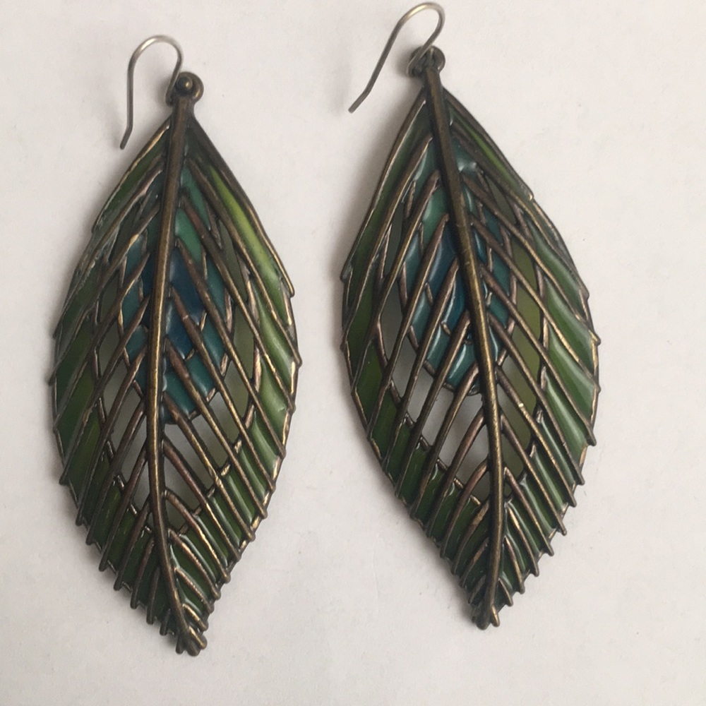 Lucky Band  Feather earrings