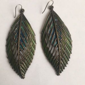 Lucky Band  Feather earrings
