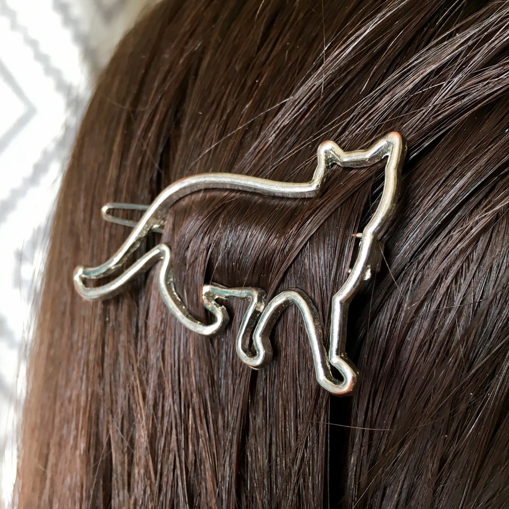 Silver Hollow Cat Hair Clip / Barrette
