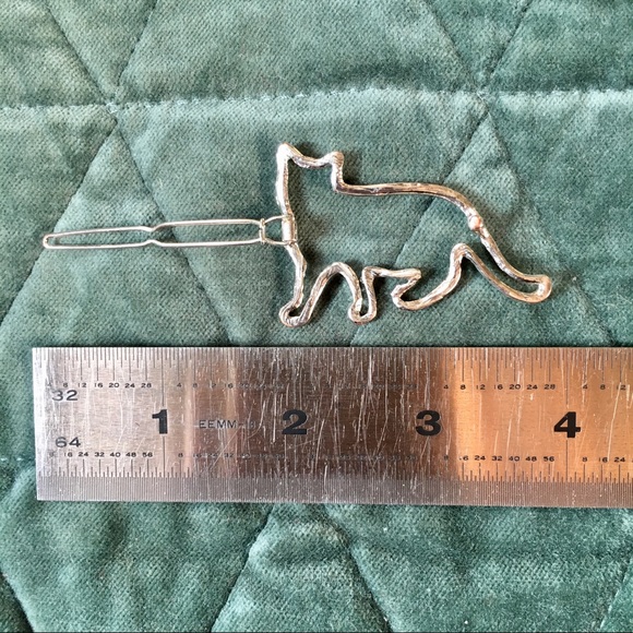 Silver Hollow Cat Hair Clip / Barrette - Picture 3 of 5