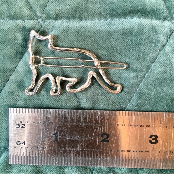 Silver Hollow Cat Hair Clip / Barrette - Picture 4 of 5
