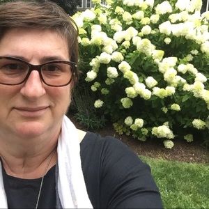 Meet your Posher, Sedina