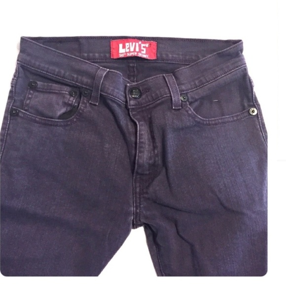 Levis - Picture 3 of 7