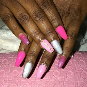 Meet your Posher, Donisha