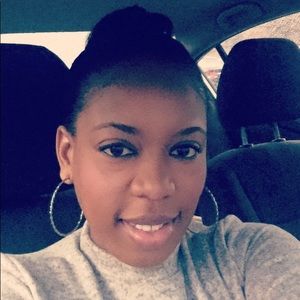 Meet your Posher, Lakeisha