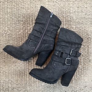 Distressed grey heeled boots
