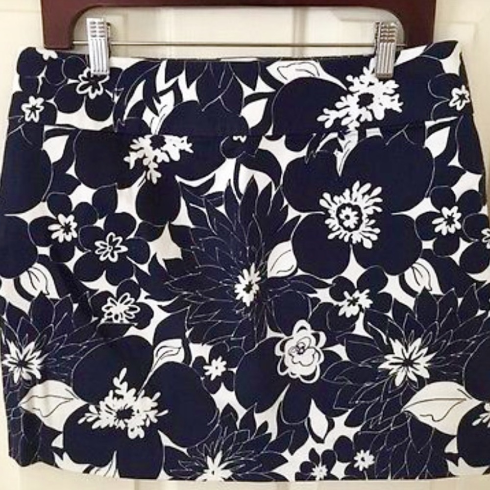 J. Crew Navy Floral Mini Skirt - Picture 3 of 4