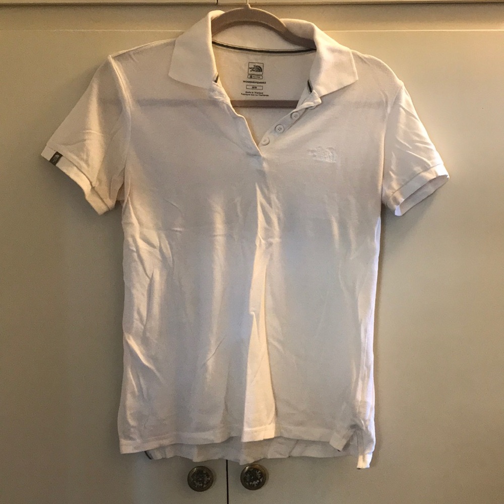 Women’s north face button down top