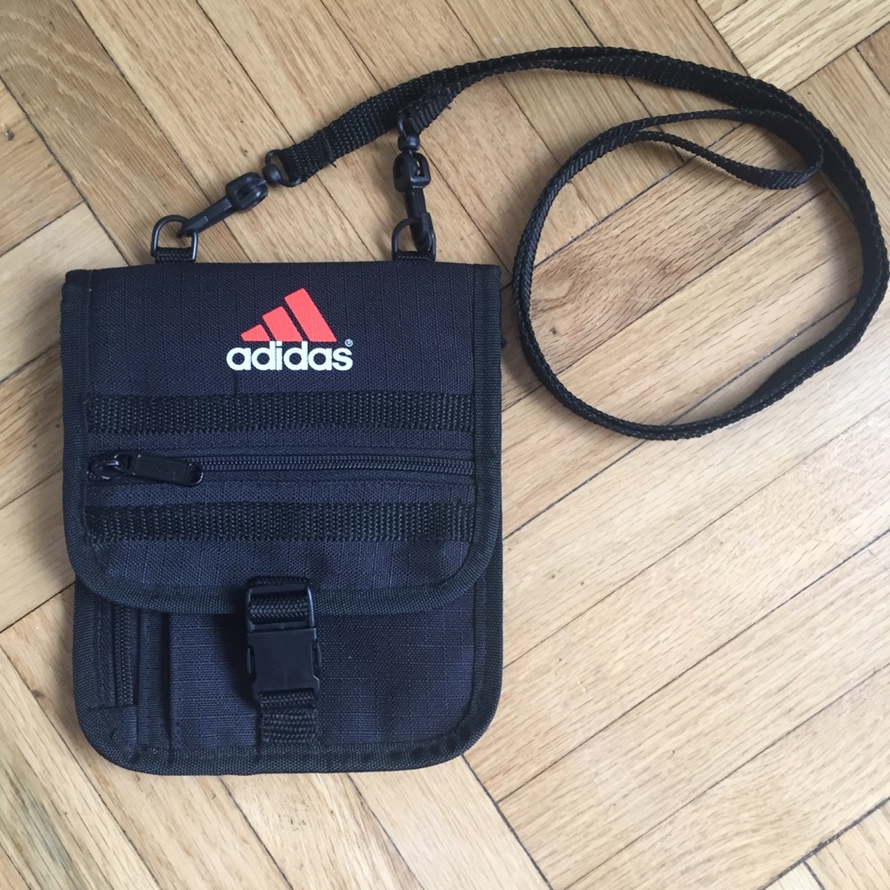Vintage Adidas Crossbody Wallet