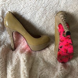 Betsey Johnson nude heels