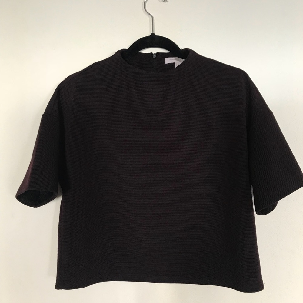 Burgundy fall half-turtleneck