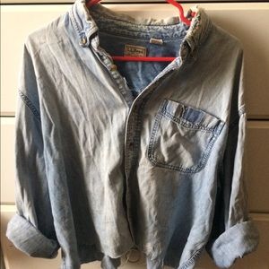 DISTRESSED CROPPED BUTTON UP ✨✨ L.L Bean