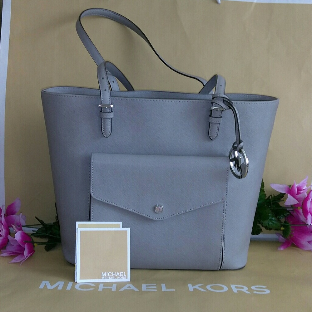 Michael Kors tote shoppers jet set bag purse