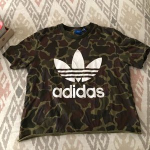 adidas crop T-shirt