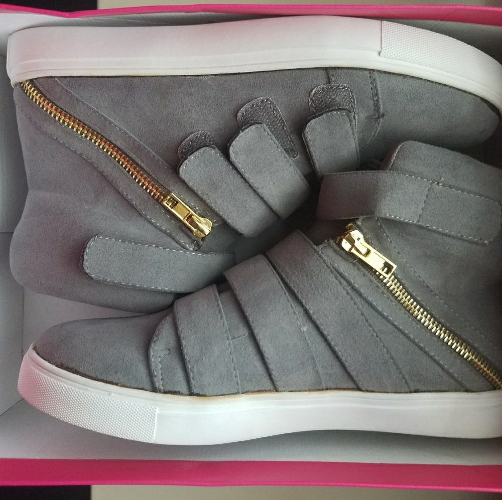 ShoeDazzle Izzie Shoes