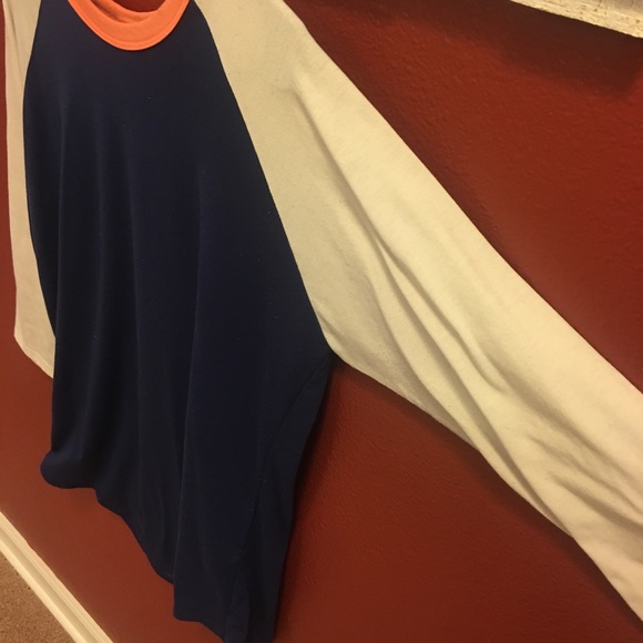 LulaRoe Randy Tee - Picture 2 of 3