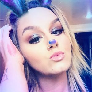 Meet your Posher, Tara