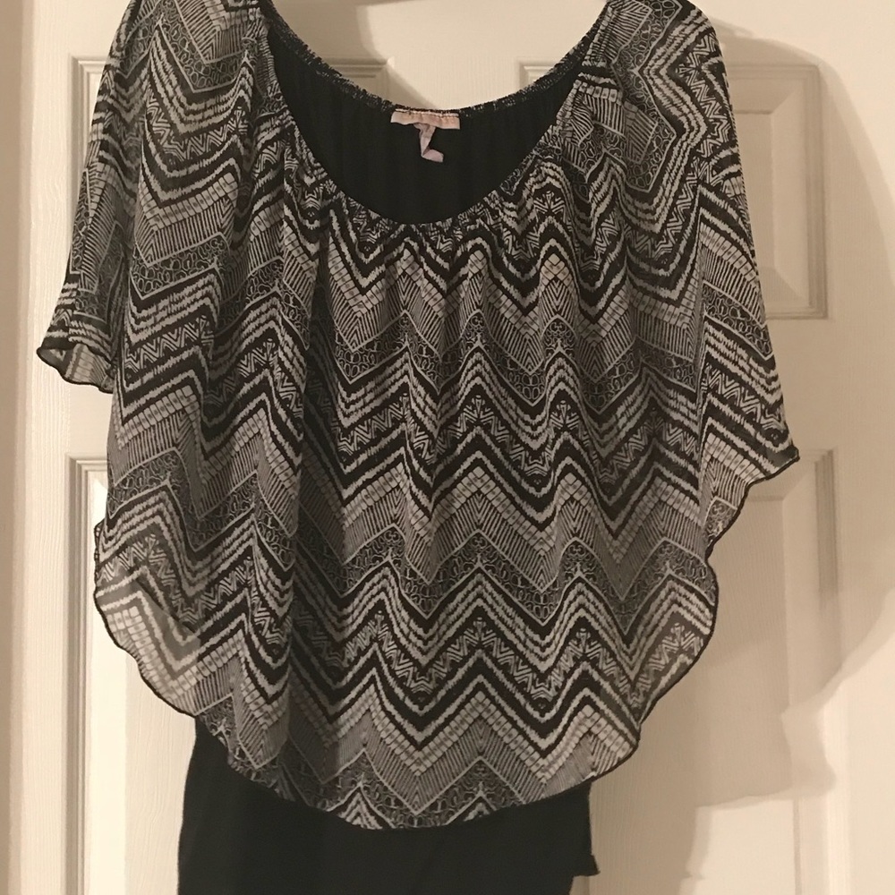 Black/White Casual/Career top 18/20