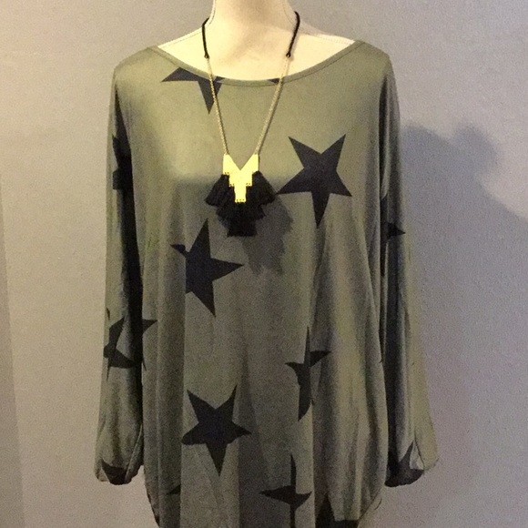 Tops - 2x Star tunic top