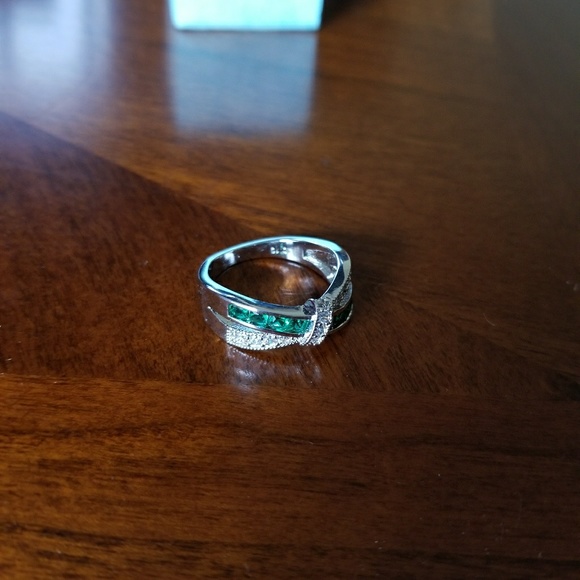 Sterling silver emerald and white topaz - Picture 3 of 4