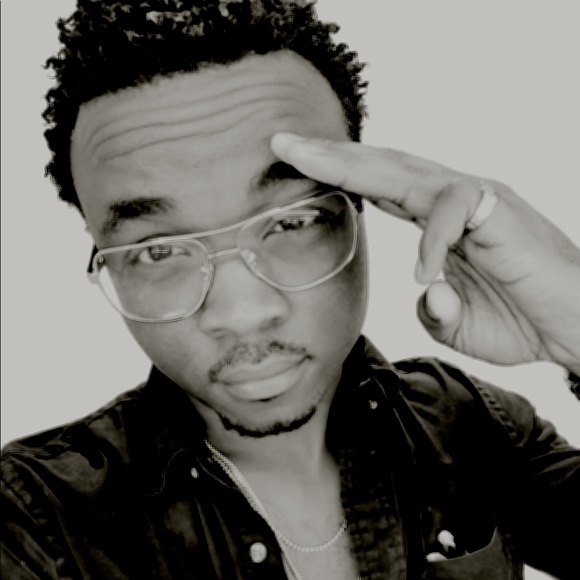 Meet your Posher, Chris - Picture 1 of 1