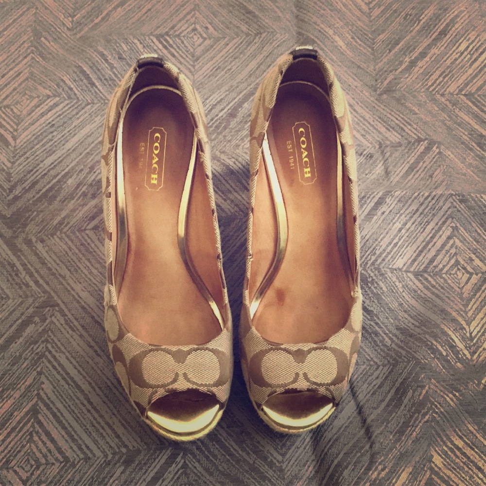 Coach wedges