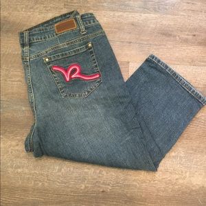 2/$25 Rocawear Capris 16