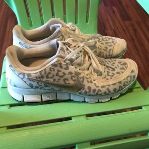 Very Rare White Leopard Nike