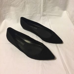 THEYSKENS’ THEORY black flats