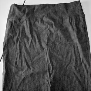 Stretch body con pencil skirt