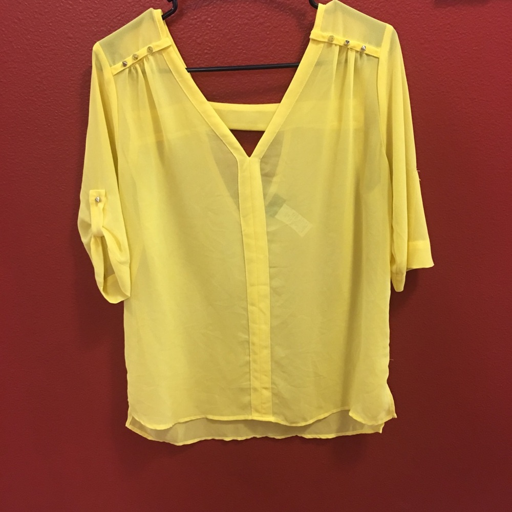 🚨🚨🚨PRICE DROP! Yellow open back top