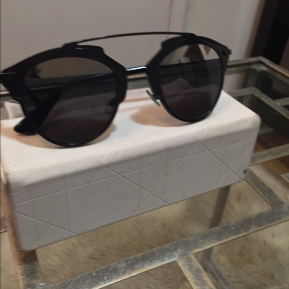 Dior main image 3