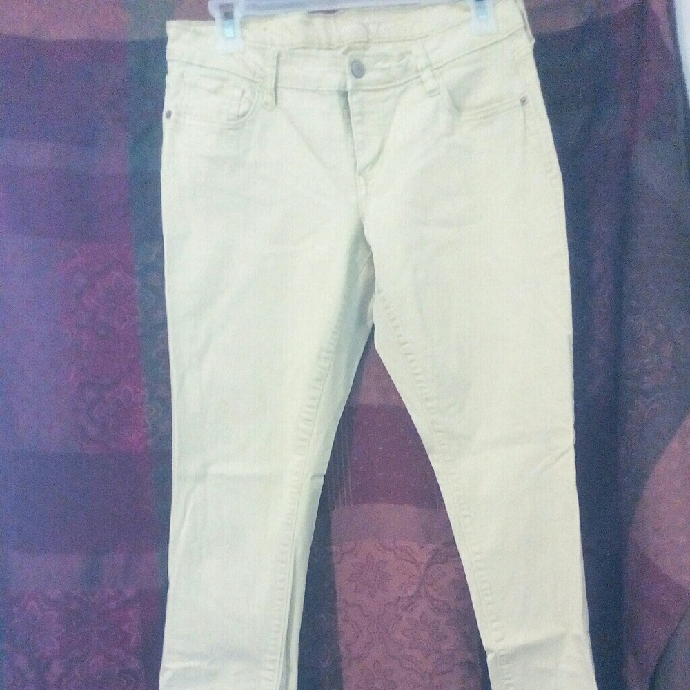 Neon yellow skinny jeans