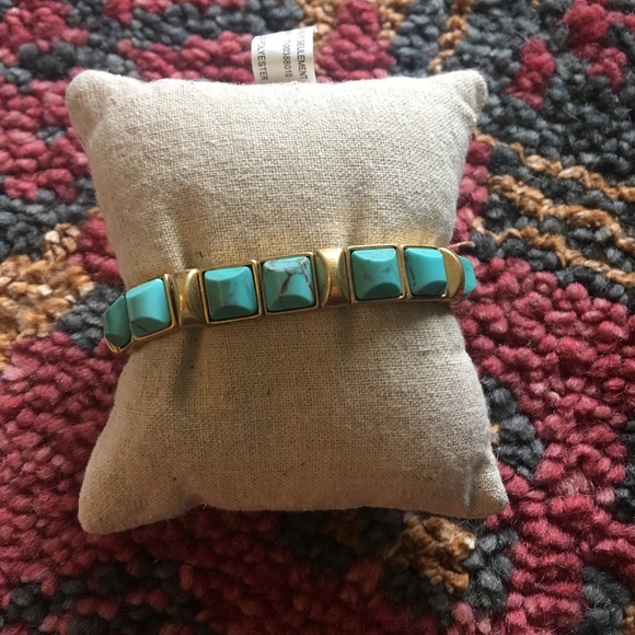 Sawyer stone stretch bracelet - Picture 3 of 3