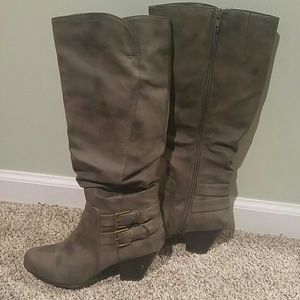Jaclyn Smith Boots