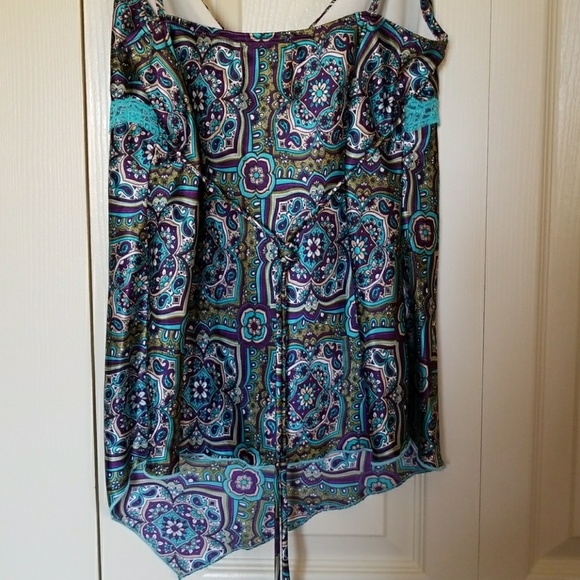 Dress Top - Picture 3 of 3