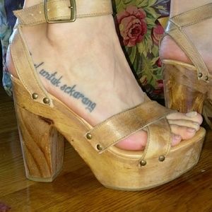 Anthropologie bed stu platform ankle wrap