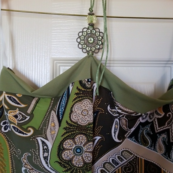 Dress Top - Picture 2 of 3