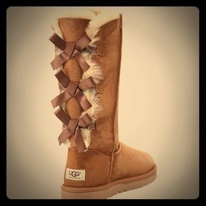 UGG tall chestnut boots size 8 never worn