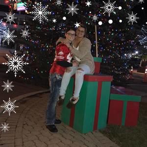 Meet your Posher, Brooke