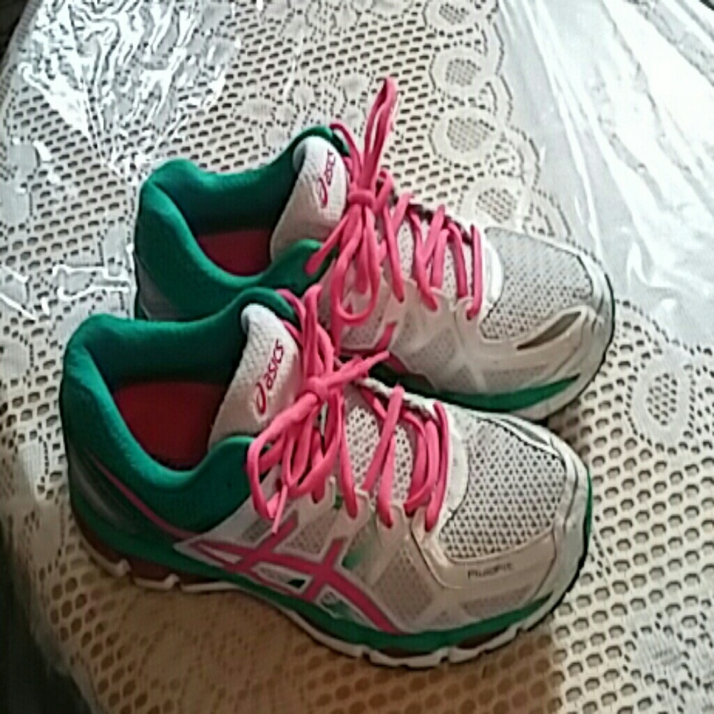 Oasics shoes