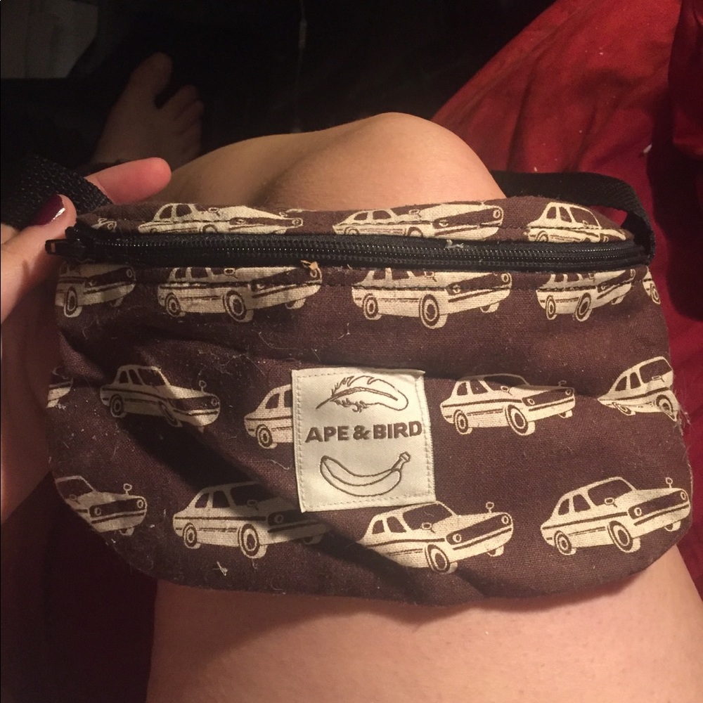 Ape & Bird 5-panel Fanny Pack