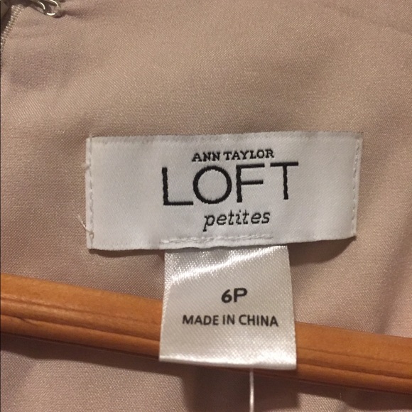 Loft flutter sleeve dress size 6 P - Picture 2 of 6