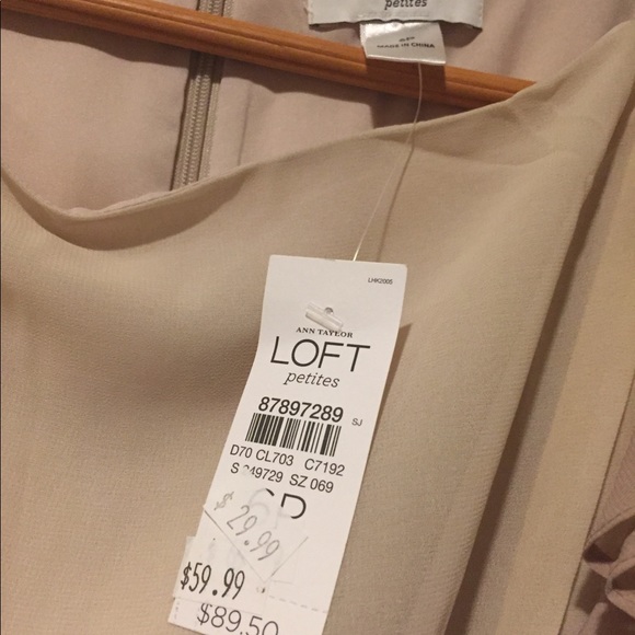 Loft flutter sleeve dress size 6 P - Picture 3 of 6