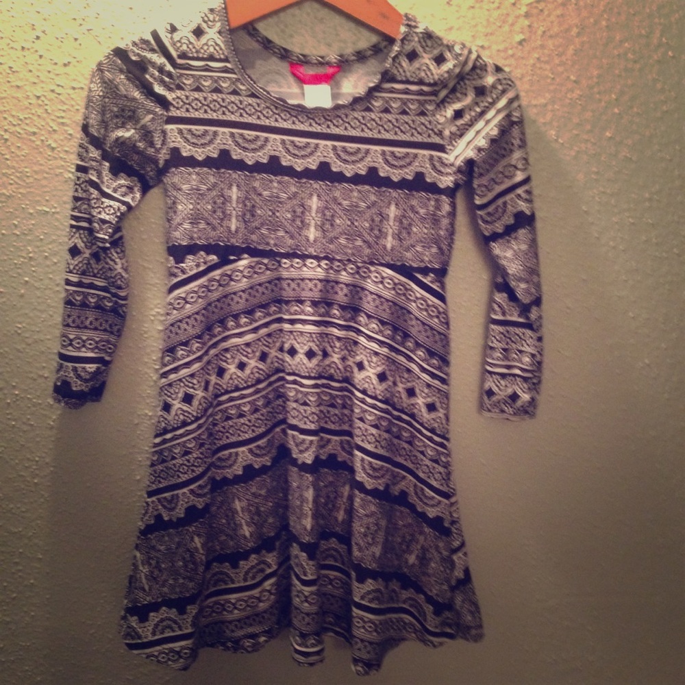 5 for $20 🌟 Adorable Dress
